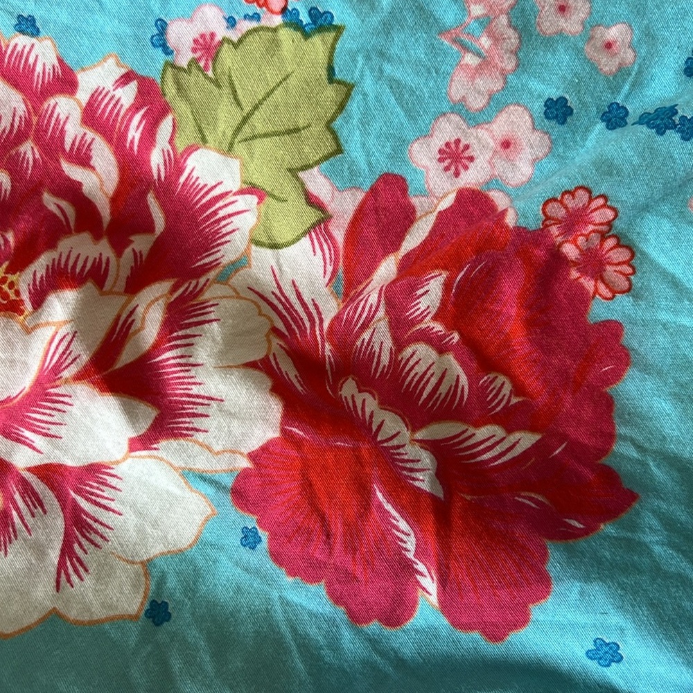 Adorable H&M tailored colorful top size US 12 - Picture 7 of 7